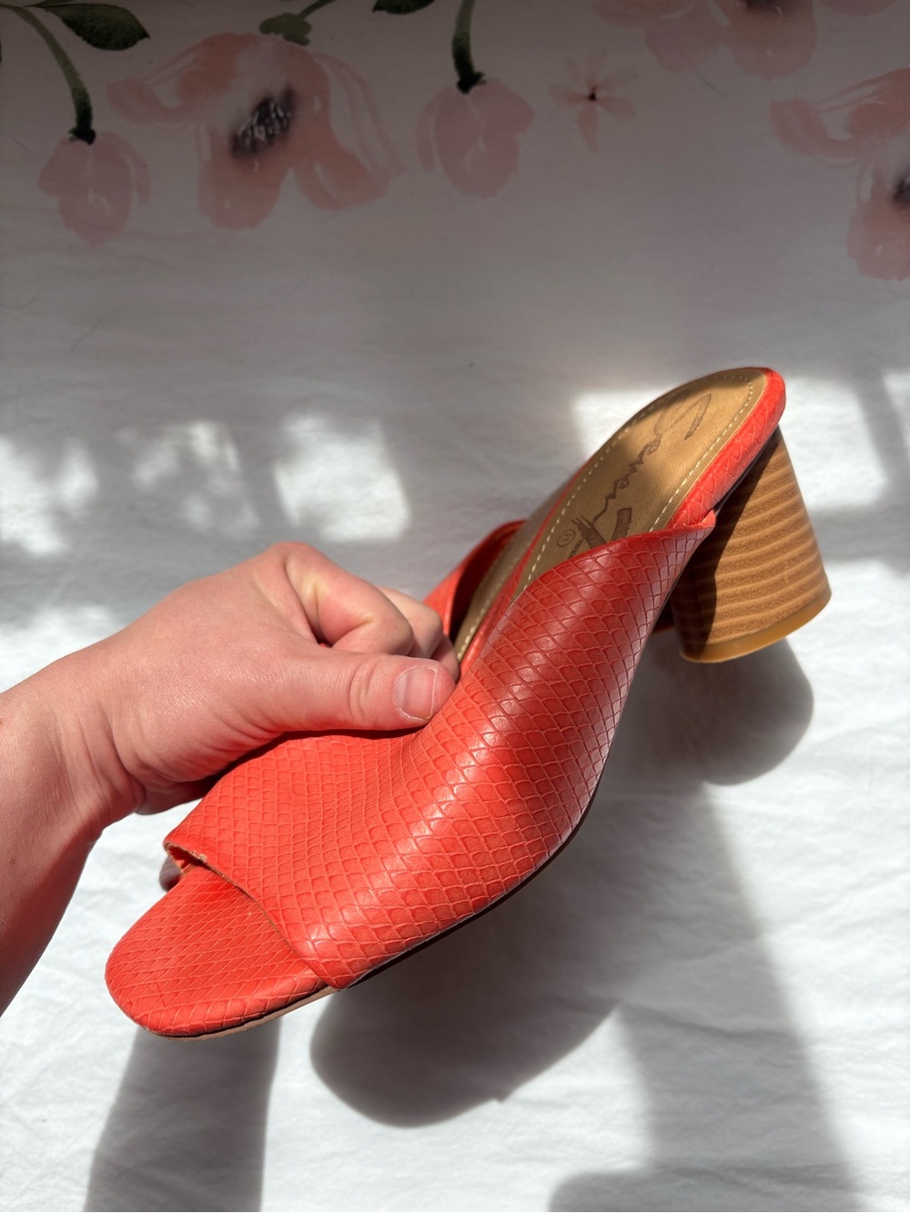 Seven7 Coral Red Textured Open-Toe Block Heel Mules